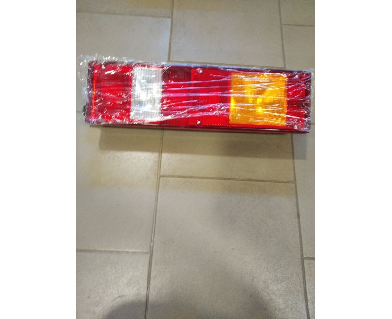 Ліхтар МАЗ, КАМАЗ (ЄВРО) RVI, SCANIA задн. прав. з боків. фішка 24В <ДК>