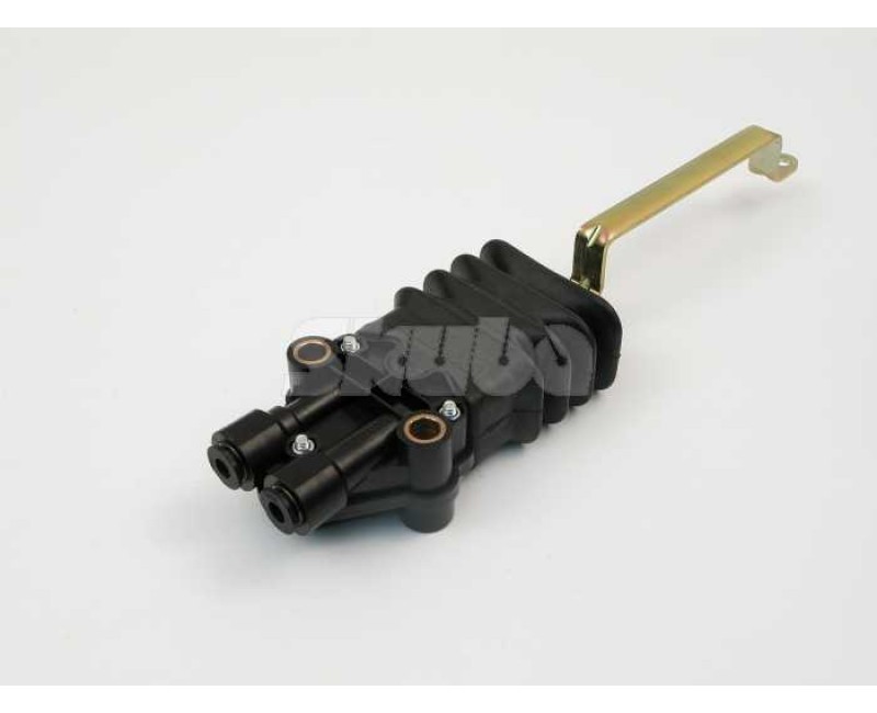 Кран уровня кабины пер.  RVI Magnum