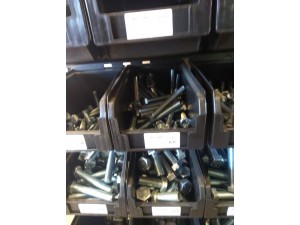 Болт метричний із шестигранною головкою М12х100 креп.10,9