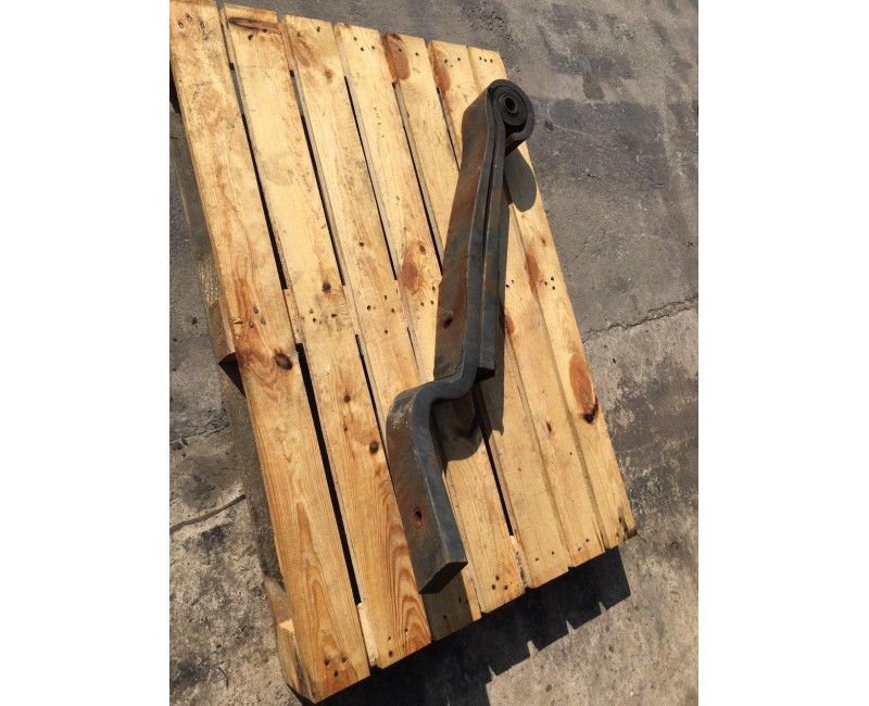 27166300 Ресору 2-лист. GIGANT права