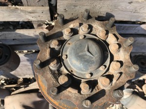 Ступиця Mercedes-Benz тип NR5 A9423341401 у зборі (8 болтиків)