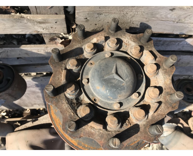 Ступиця Mercedes-Benz тип NR5 A9423341401 у зборі (8 болтиків)