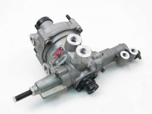 Кран пневматичний регулятор сили гальмування VOLVO FH12; FH16 (вир-во TruckLine)