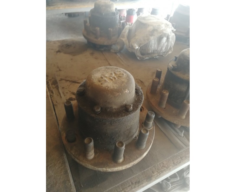 Ступиця SAF MEGA 17,5-19,5 (кришка 6 болтів) WRZM 8435 10 шпильок (спарка)